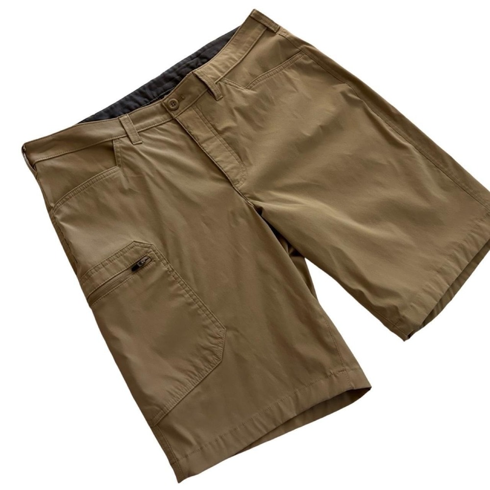 Size 36 Men's Eddie Bauer Khaki Brown Cargo Shorts